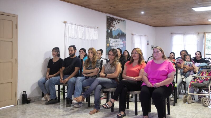 Primer encuentro de “Mujer y Barrio”