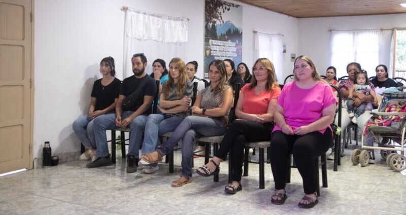Primer encuentro de “Mujer y Barrio”