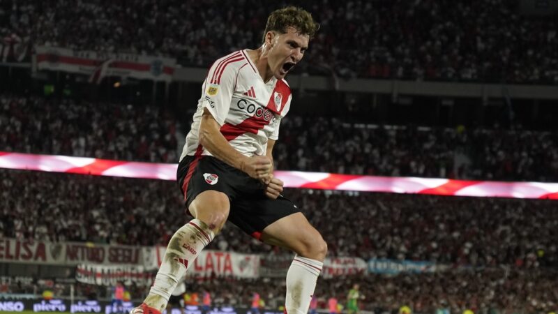 En un Monumental que fue una caldera, River recuperó la memoria y le ganó al “Decano”