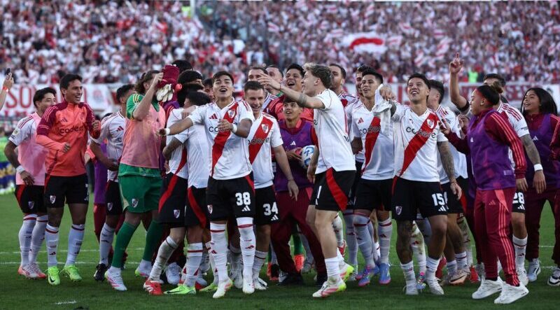 ¡Triunfo Monumental de River!