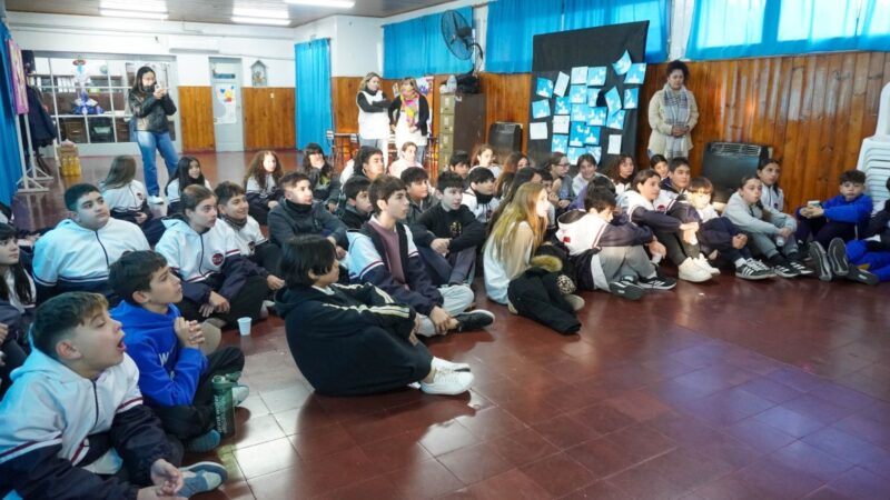 Cierre de las Jornadas de Prevención de Adicciones en la Escuela Constancio C. Vigil