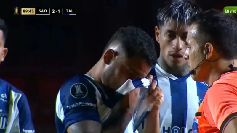 Denuncia y llanto por xenofobia contra jugador de Talleres. Si fuera brasileño sería un escándalo