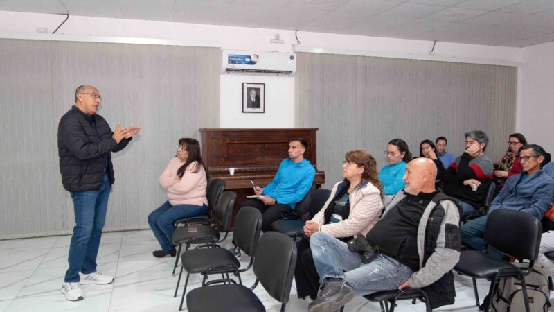Charla sobre el Proceso Pedagógico del Deporte de Alto Rendimiento