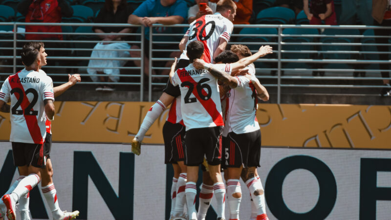 River debutó en el Mundial de Clubes: tres goles de cabeza y victoria ante el Urawa Red Diamonds