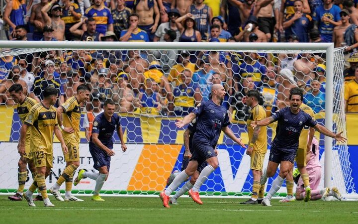 ¡Boca Eliminado! empató con el Auckland City y ganó el Benfica