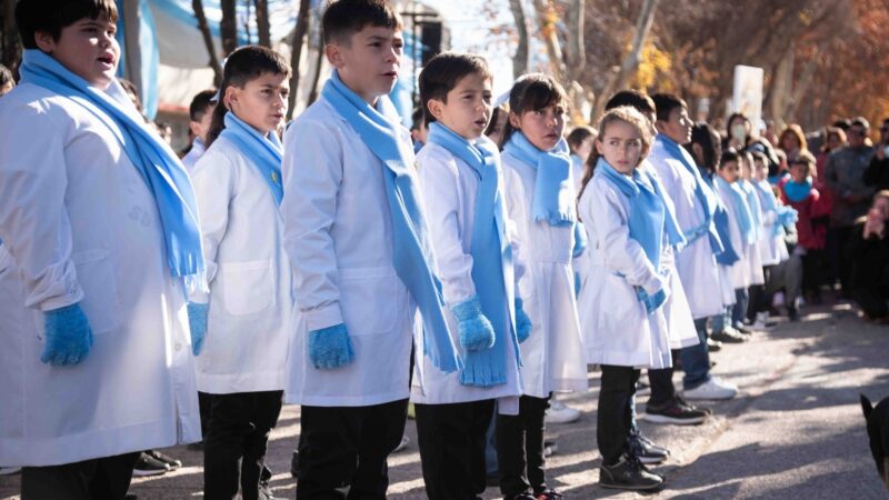 General Alvear celebró el Día de la Bandera con un emotivo acto en Alvear Oeste