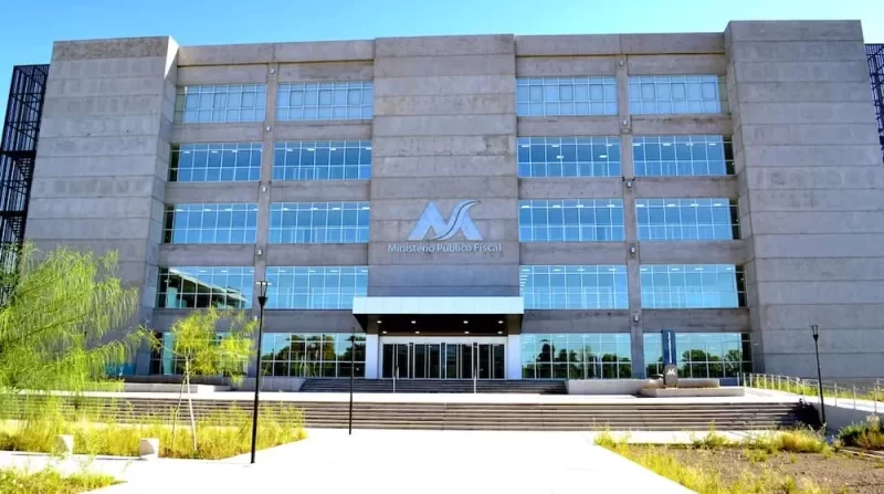 El Ministerio Público Fiscal llama a concurso público para cubrir cargos de Ayudante Fiscal