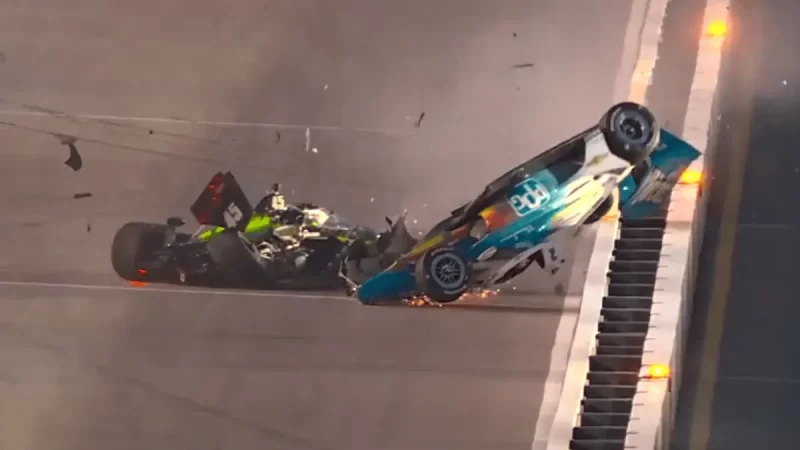 Escalofriante accidente en la IndyCar