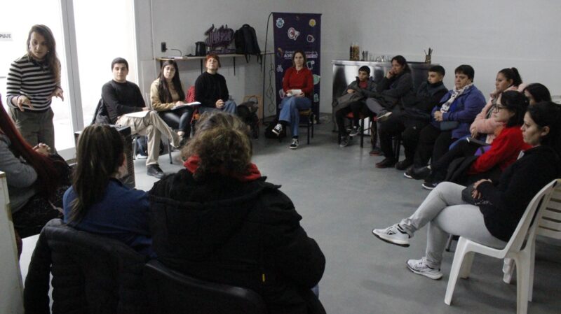 Taller “Puesta de límites sanos, libres de violencia”