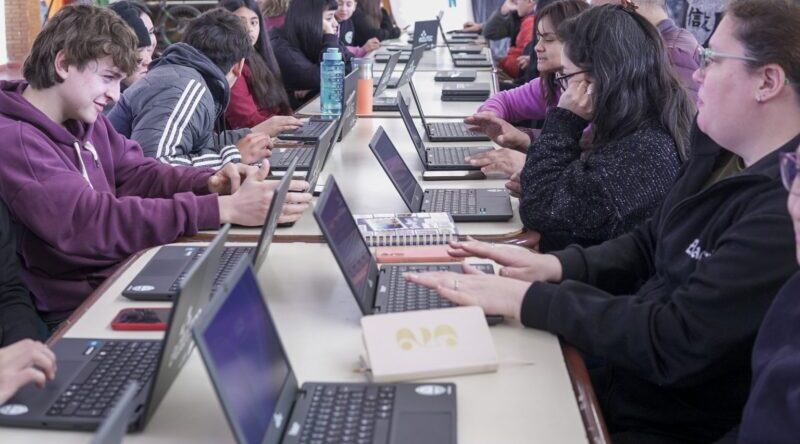 “Si no es ahora, nos quedamos afuera”