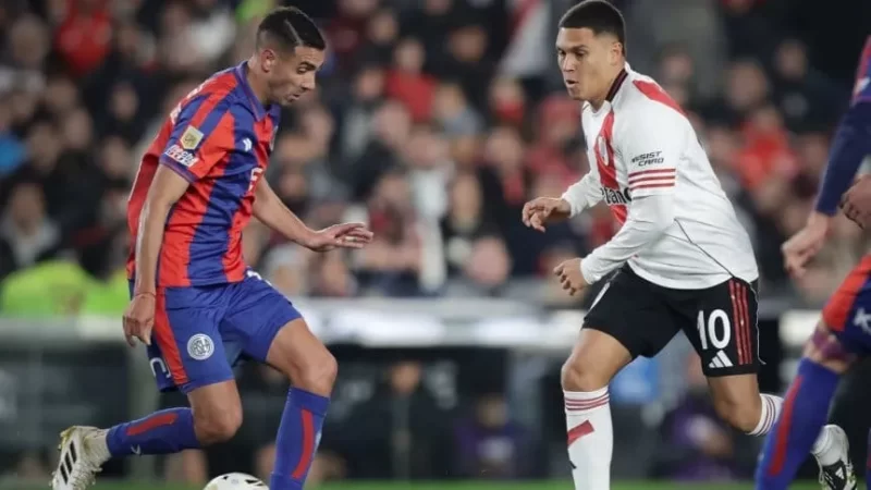 Un River lleno de figuras no pateó al arco y empató con San Lorenzo