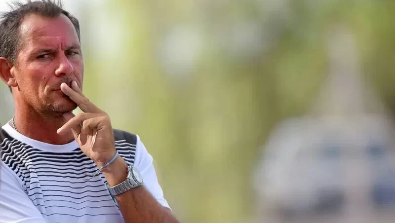 El ex técnico de Las Leonas Walter Conna confesó que abuso de una jugadora, lo condenaron pero quedó libre