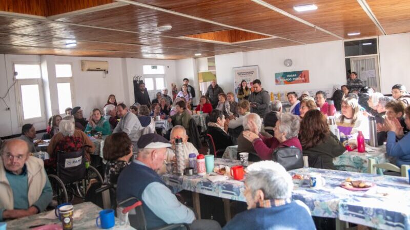 Festejo por el Día Mundial del Abuelo