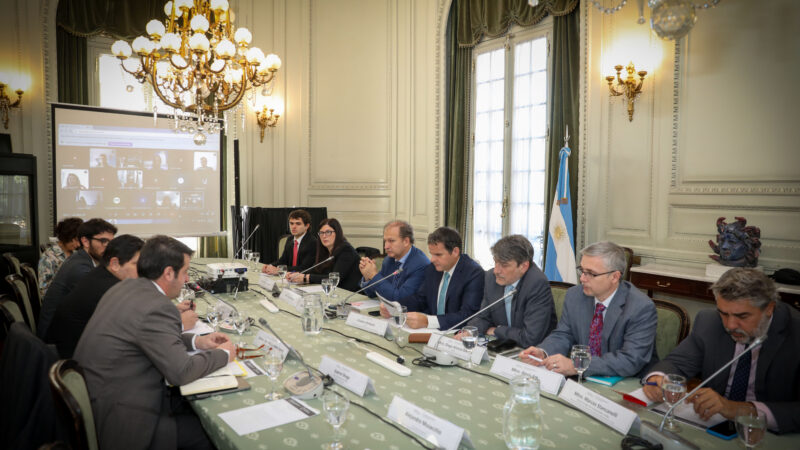 Mendoza expuso sobre la importancia del paso Las Leñas para la integración con Chile