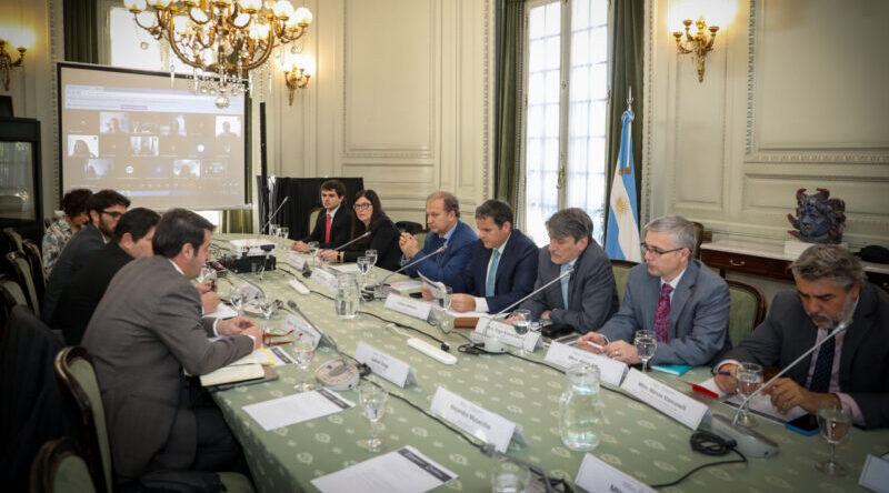 Mendoza expuso sobre la importancia del paso Las Leñas para la integración con Chile