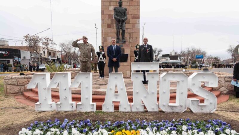 General Alvear celebró sus 111 años con un imponente desfile cívico militar