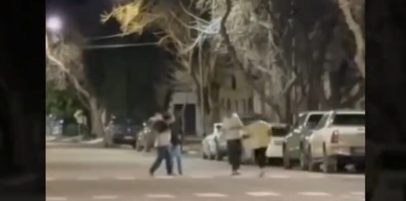 Violenta pelea a la salida de un boliche