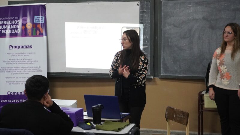 La Dirección de Familia impulsa talleres de prevención de grooming y bullying