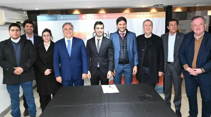 Gobernadores descreen del diálogo de Milei y refuerzan un frente propio