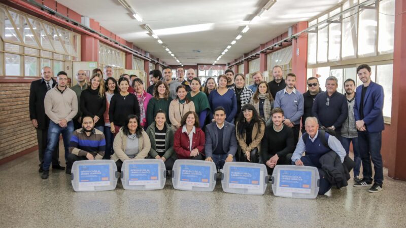 Escuelas del Sur de Mendoza recibieron kits de trabajo para prácticas en las aulas
