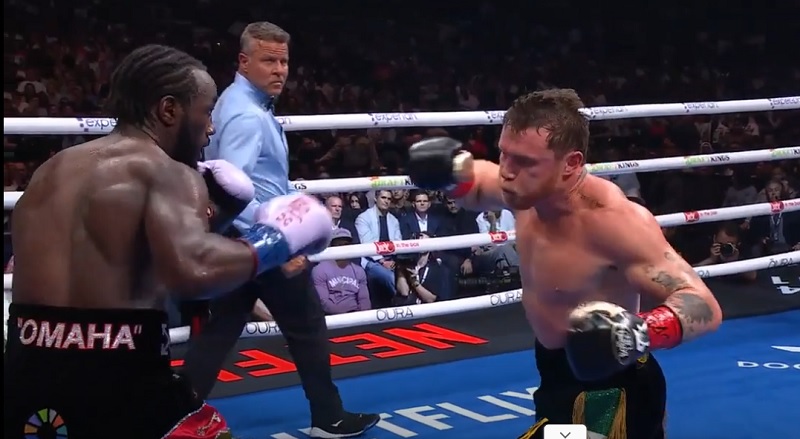 Terence Crawford venció a Canelo Álvarez de manera contundente y se convirtió en el nuevo rey del boxeo