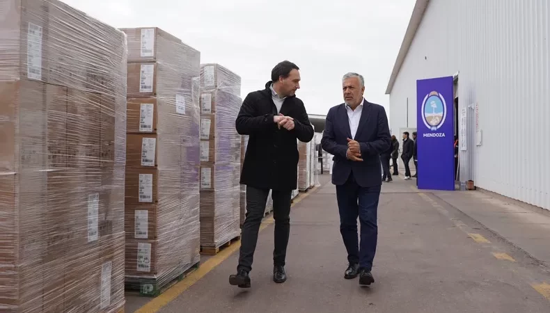 El Gobierno de Mendoza invirtió $2.000 millones en computadoras y tablets para la salud
