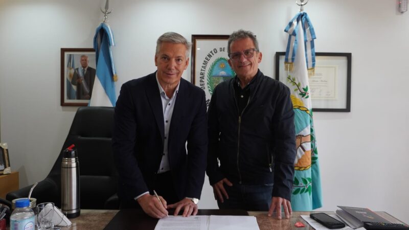 El CAM y la Municipalidad de General Alvear firmaron un convenio para la realización de labores de mensura