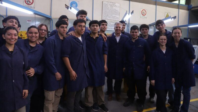 Olimpíadas Técnicas en la Escuela Jorge Barraquero: una jornada de aprendizaje, emoción y reencuentros
