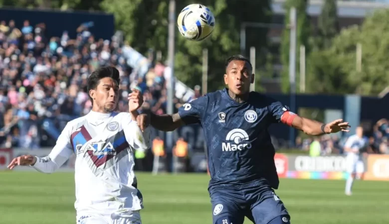 Independiente Rivadavia y Godoy Cruz empataron en un partido flojo de emociones
