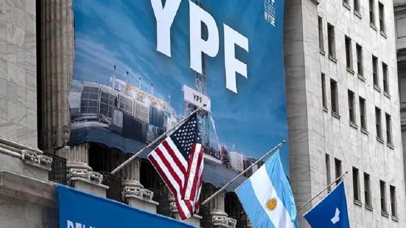 Causa YPF: la Argentina aceptó cooperar en la entrega de chats y comunicaciones de funcionarios y exfuncionarios
