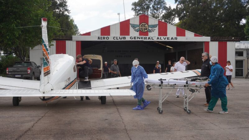 Un vuelo sanitario reafirma el trabajo conjunto entre el Aeroclub, el Hospital Enfermeros Argentinos y la Municipalidad de General Alvear