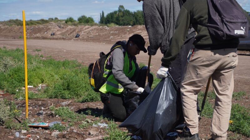 La Municipalidad solicita la colaboración de los vecinos para mantener limpia la continuidad de Avenida Alvear Oeste
