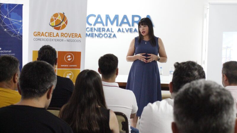 Charla: “Exporta Simple – Nuevo Régimen Actualizado”