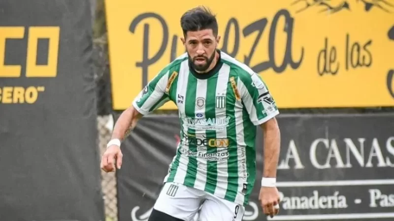 Juan Pablo Zárate, delantero de Excursionistas, fue el máximo goleador del fútbol argentino en 2025