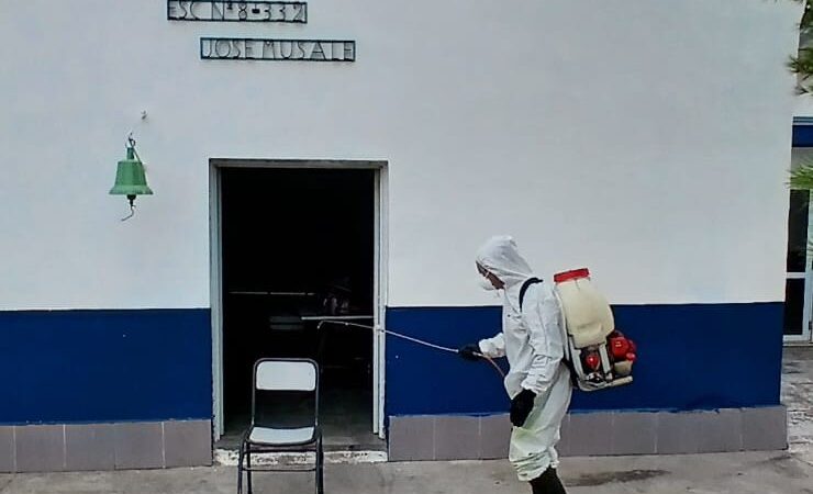 Fumigación y limpieza en Escuelas Albergues
