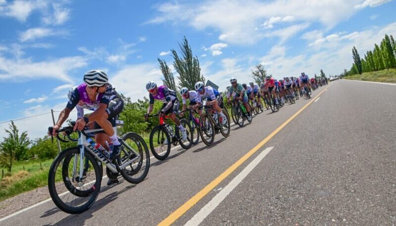 En una final apasionante, Román Mastrángelo ganó la etapa en San Rafael-Alvear-San Rafael
