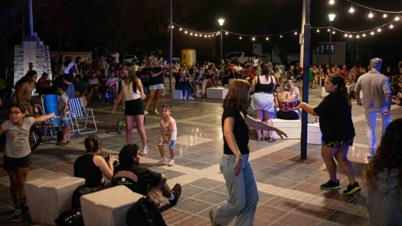 Así se vivió la Nochecita de Picnic en Alvear Oeste