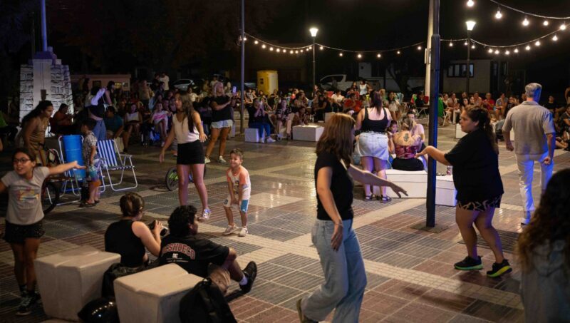 Así se vivió la Nochecita de Picnic en Alvear Oeste