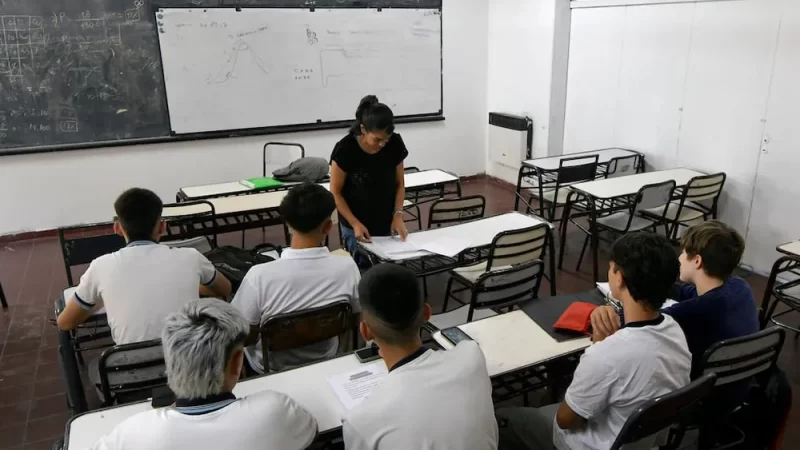 Revolución en el aula: cambios en la educación obligatoria de Mendoza con énfasis en los primeros años