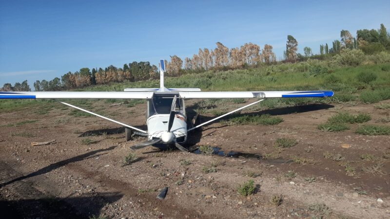 Cayó una avioneta en el Aeroclub de General Alvear