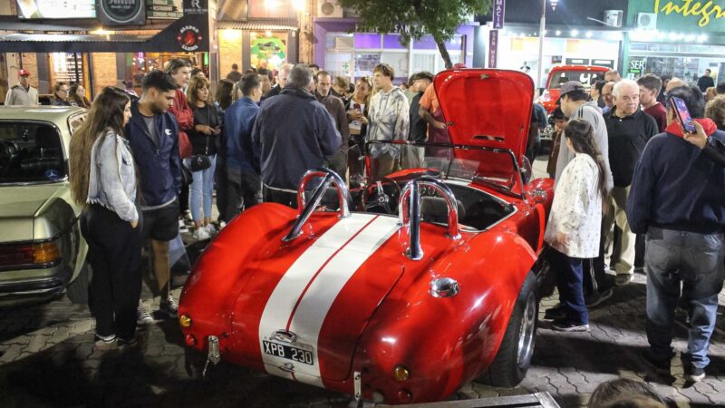 General Alvear vivió un nuevo encuentro de autos y motos antiguas con participación nacional e internacional