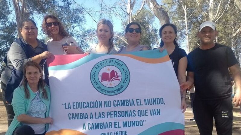 La DGE continúa con las inscripciones para que jóvenes y adultos pueden finalizar sus estudios