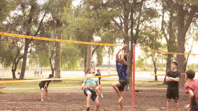 Finalizó el Torneo de Beach Vóley en el polideportivo municipal