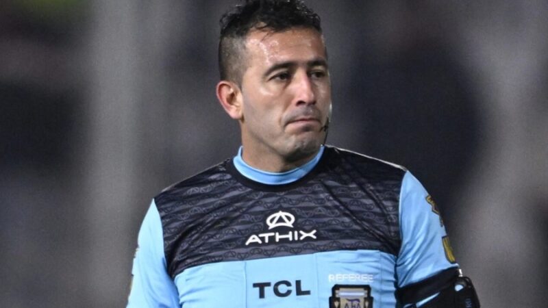 Denunciaron penalmente al árbitro Luis Lobo Medina, acusado de arreglar partidos