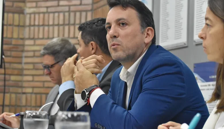 Festival de despidos en la DGE por celadores y empleados que no fueron a trabajar