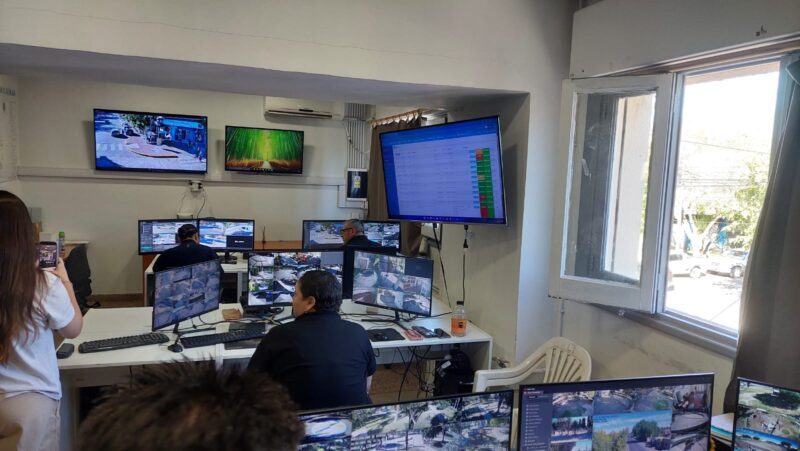 Instalarán cámaras de seguridad en las escuelas