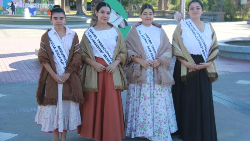 Presentación candidatas Flor Departamental de la Traición