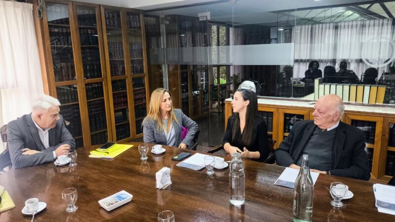 Seguridad y Justicia coordina con el Colegio de Abogados mejoras en el fuero de Familia