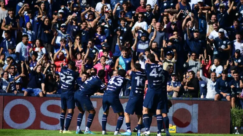 Paliza histórica en el clásico, la Lepra goleó al Lobo 5 a 1