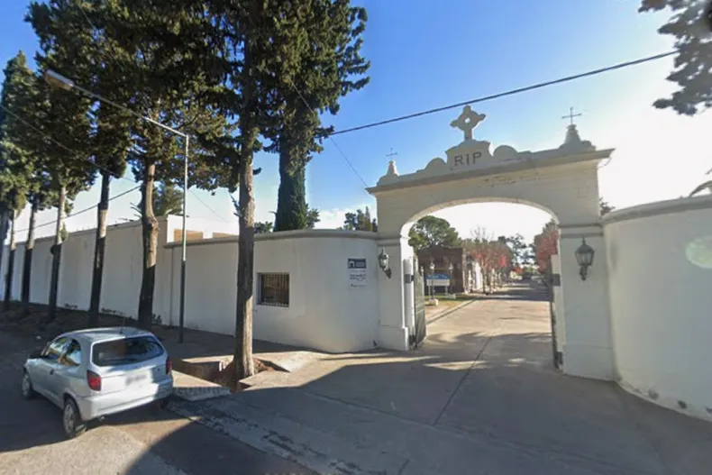 Denuncias en el cementerio de General Alvear